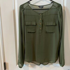 Bebe Sheer Hunter Green Top w Gold Button Detail Size Medium